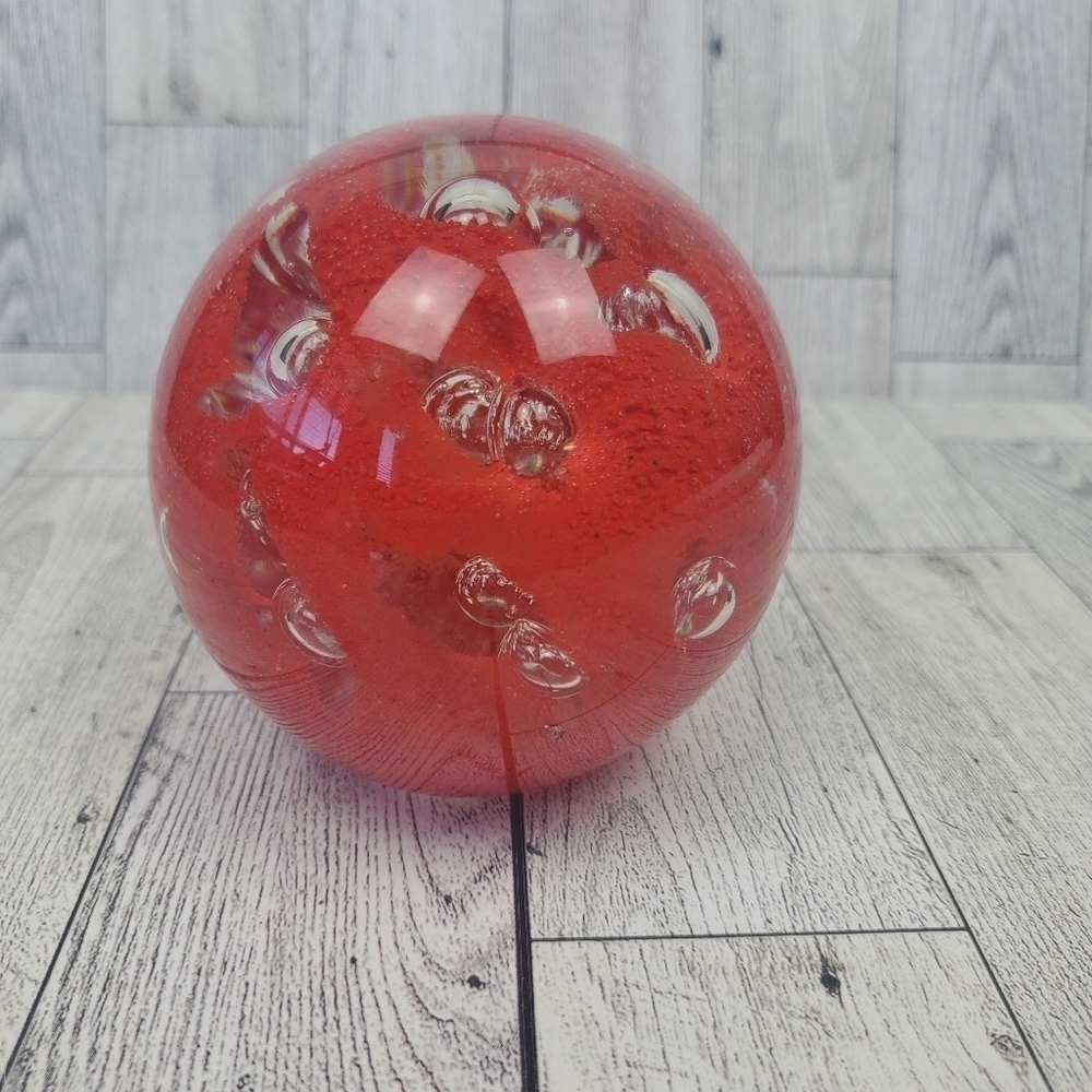 Read Art Glass Paperweight With Controlled Bubbles Resembles Lava